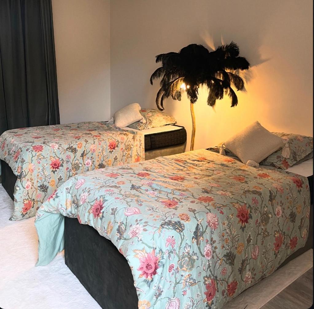 La Maison Du Luxe Ris-Orangis ภายนอก รูปภาพ